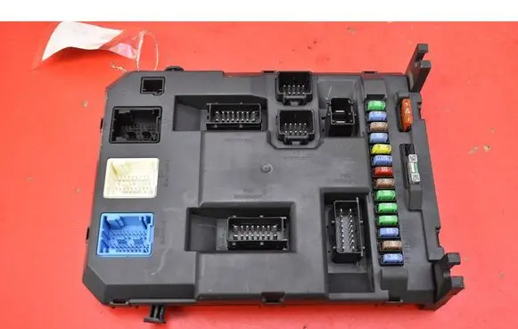 Peugeot 207 CC Fuse box set 9664983080