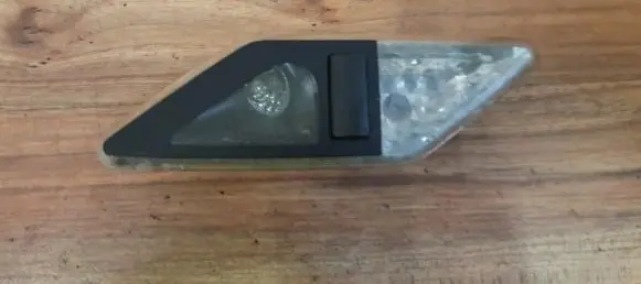 BMW 3 E46 Rear seat light 8375586