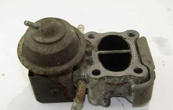Honda Civic IX EGR valve