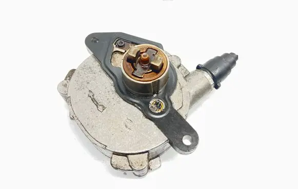 Mercedes-Benz C W204 Vacuum pump A2712301665