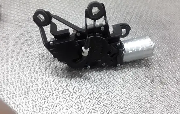 Volkswagen Polo IV 9N3 Rear window wiper motor 6Q6955711C
