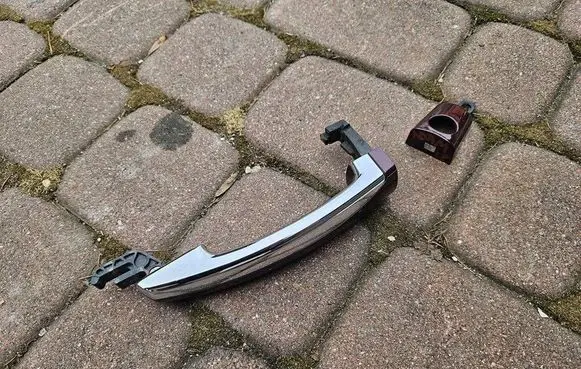 Opel Adam Front door exterior handle 