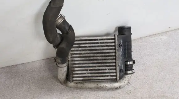 Audi A6 S6 C6 4F Intercooler radiator 4F0145805E