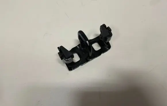 Renault Megane III Trunk lock loop 00005R