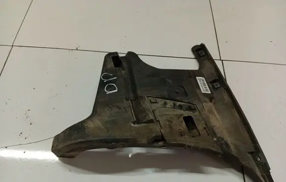 Volvo S60 Front bumper mounting bracket 09178246
