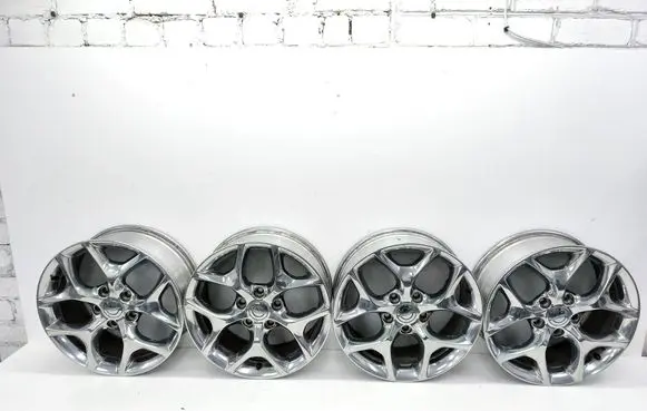 Chrysler Pacifica R18 alloy rim 5RJ43TRMAB