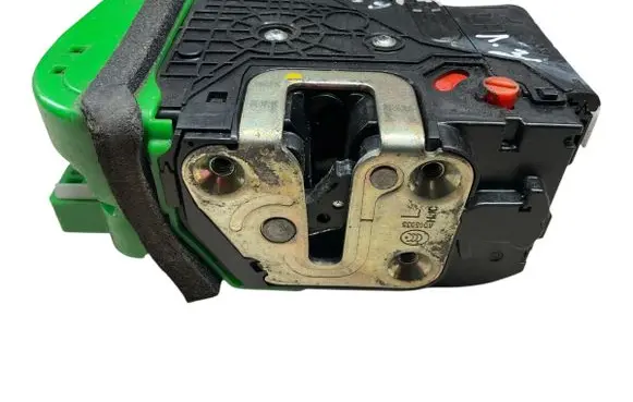 Hyundai i40 Rear door lock 814103Z010
