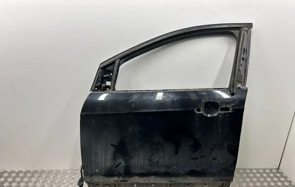 Ford Kuga II Front door