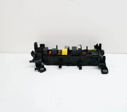 Mercedes-Benz B W246 W242 Fuse module A2465400340 A0025428019