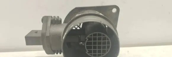 Volkswagen Golf Plus Mass air flow meter 038906461B 0281002531