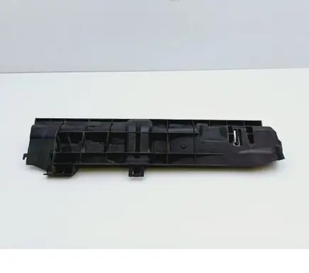 BMW 1 E81 E87 Radiator mount bracket 1710752491211 752491211