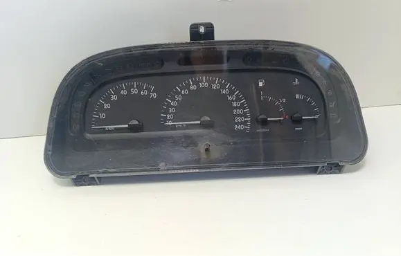 Renault Laguna I Speedometer (instrument cluster) 21623667