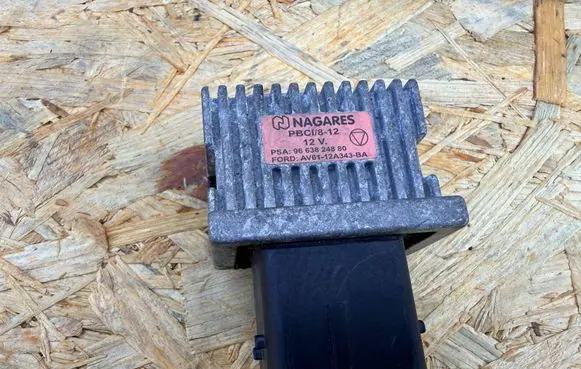 Nissan Qashqai Glow plug pre-heat relay 9663824880