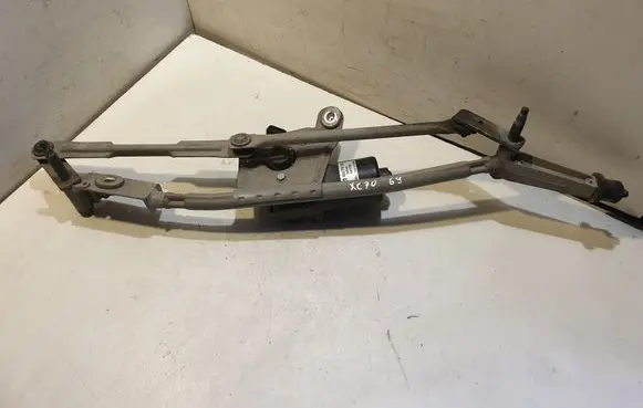 Front wiper linkage and motor