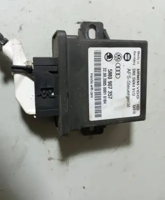 Volkswagen Touran I Light module LCM 5M0907357 5WK49172