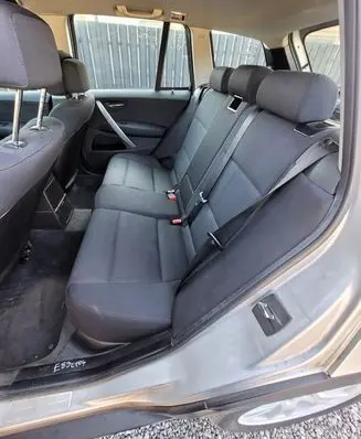 BMW X3 E83 Second row seats