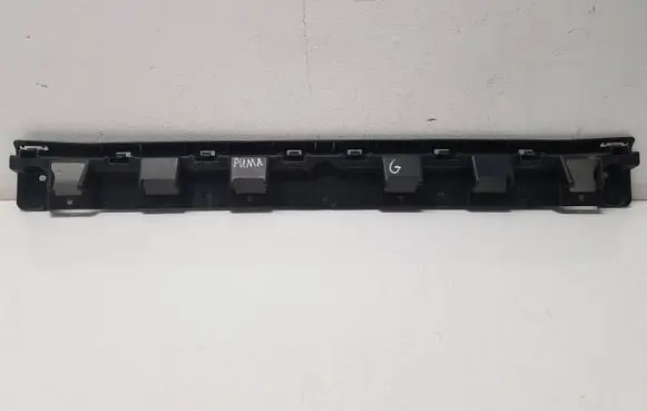 Rear bumper mounting bracket