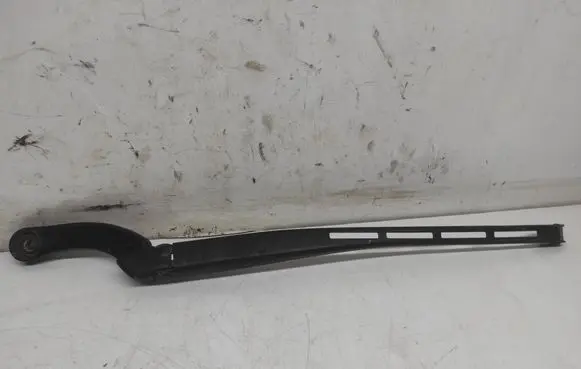 Audi A4 S4 B7 8E 8H Front wiper blade arm 8E1955407C
