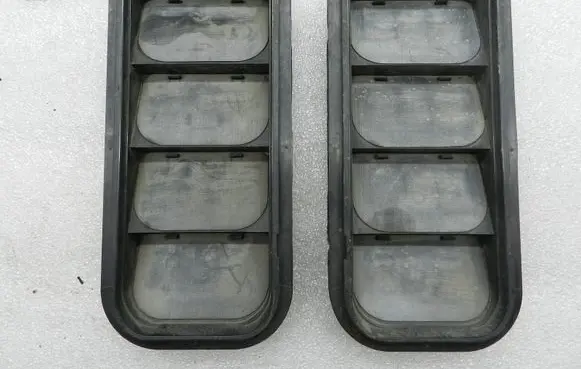 Volkswagen Sharan Quarter panel pressure vent 7N0819465A 7N0819465D