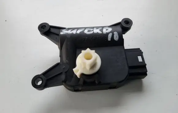 Skoda Superb B6 (3T) A/C air flow flap actuator/motor 