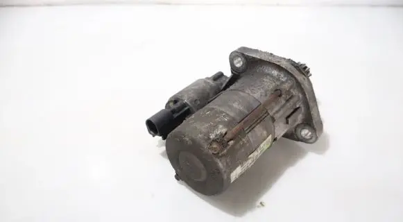 Volkswagen PASSAT B6 Starter motor TS18E3