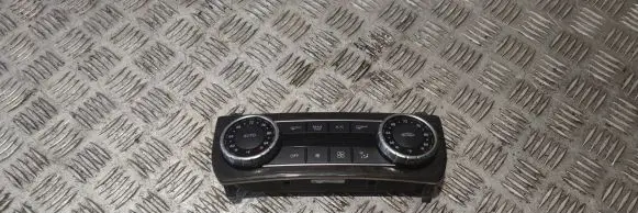 Mercedes-Benz CLS C218 X218 Climate control unit 2049004003