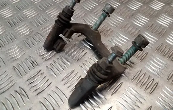 Audi A3 S3 8P Rear brake pad spring 