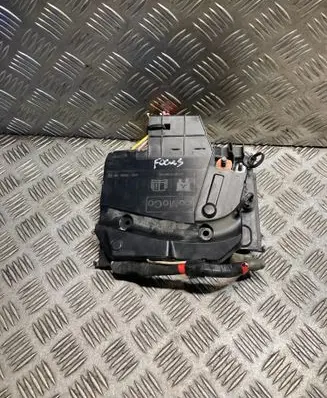 Ford Focus Fuse module AV6T14A067BC