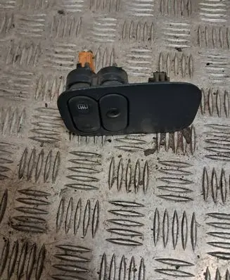 Windscreen/window heater switch