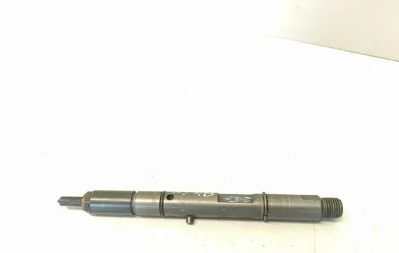 Audi A6 S6 C5 4B Fuel injector 059130201A