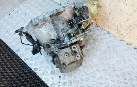 Citroen C4 Cactus Manual 5 speed gearbox 20ET26 982054510 151HZ