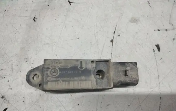 Mercedes-Benz E W211 Airbag deployment crash/impact sensor