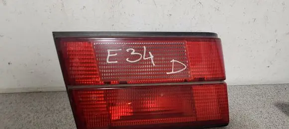 BMW 5 E34 Tailgate rear/tail lights 1384011