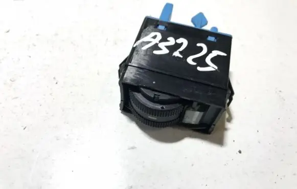 Audi A8 S8 D2 4D Headlight level height control switch 4d0941301