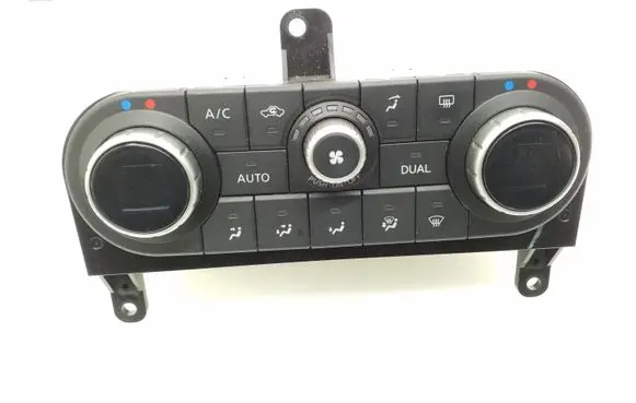 Nissan Qashqai Climate control unit 27500BB55A