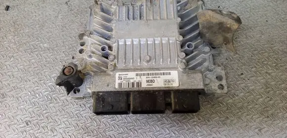 Ford Kuga I Engine control unit/module 8V4112A650AD 5WS40583ET