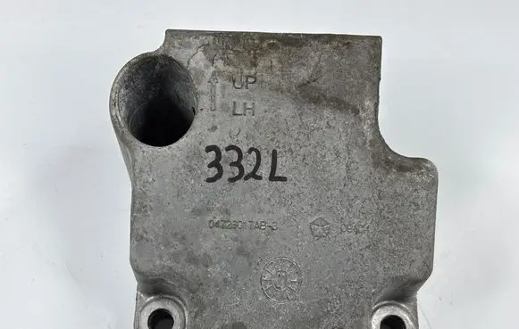 Dodge Charger Engine mounting bracket 04726017AB