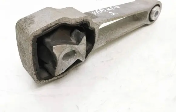 Volvo V70 Engine mounting bracket 30793322
