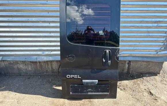 Rear door