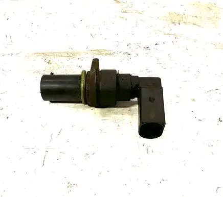BMW 5 E39 Crankshaft speed sensor 2247826