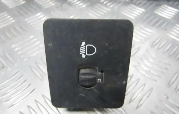 Renault 19 Headlight level height control switch 7700817598