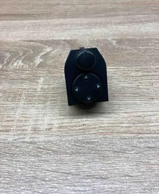 Audi A3 S3 8L Wing mirror switch 8D0959565 WithPlug