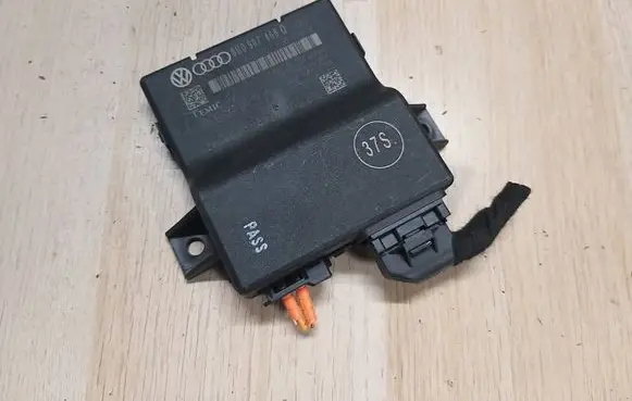 Audi A1 Gateway control module 8U0907468Q