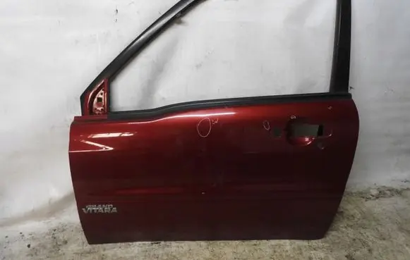 Suzuki Grand Vitara II Front door