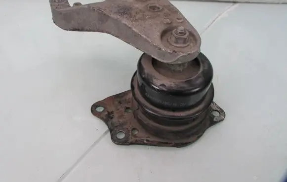 Volkswagen Polo III 6N 6N2 6NF Engine mount vacuum valve 6Q0199262BD