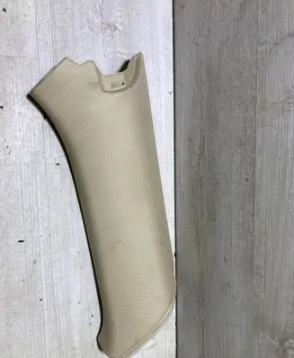Audi A4 S4 B9 (C) pillar trim 8W9867287A