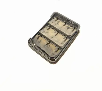 Opel Mokka B Quarter panel pressure vent 9831031680