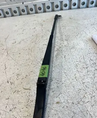 Volkswagen Touran I Front wiper blade arm 1T0955409A