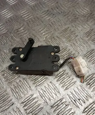 Mazda Premacy Air flap motor/actuator 1723A