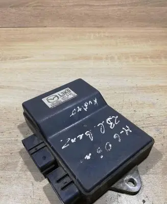Mazda 6 Fuel injection pump control unit/module L3K918941